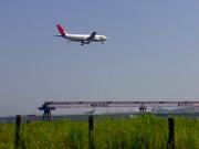 JAL A300 RWY22APP