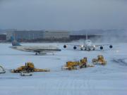 16:56 除雪部隊  Photo by Mr.aspheric