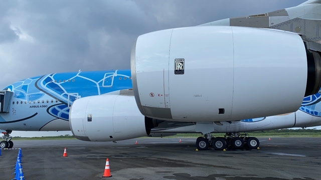 駐機場ANA A380のエンジン