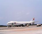 JAL B747-200