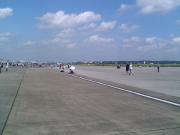 遥か彼方の展示機へ