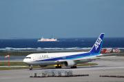 ANA B767-300 JA8275