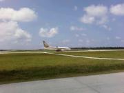 B737-700 Line up and wait  Photo by metro@RORS