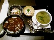 ファーストクラスラウンジのカレー  Phpto by metro@RJAA