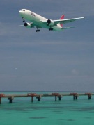 JAL B767 RWY17 APP  Photo by Mr.aspheric