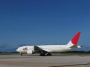 JAL B777-200  Photo by Mr.aspheric