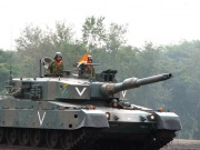 90式戦車  Photo by アフターバーナーM