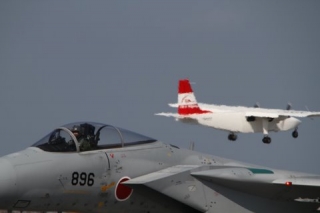 F-15J & First Flying BN2B Photo by H