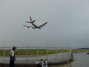 嵐の直後下地島に到着しRWY17ローパスを行う　Photo by Mr.aspheric