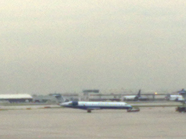 たぶんユナイテッドエキスプレスのCRJ