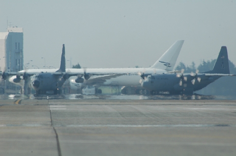 ちょっと通りますよ